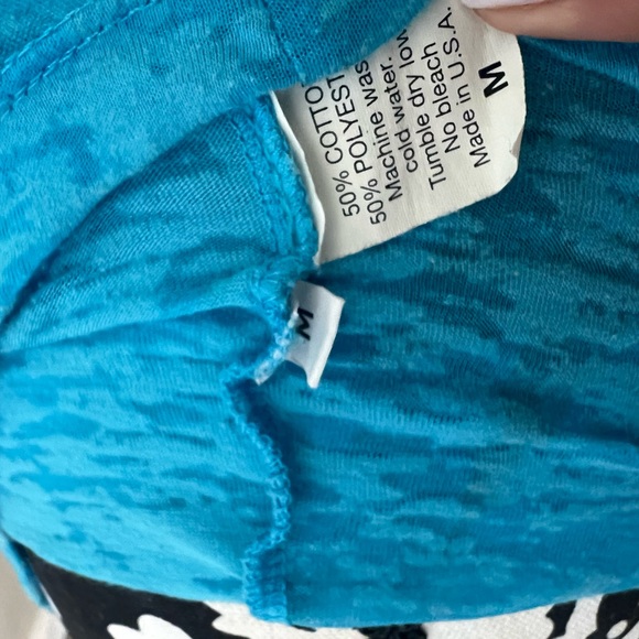 Affliction | Top medium Quarter Sleeve Shirt ... - Picture 5 of 6